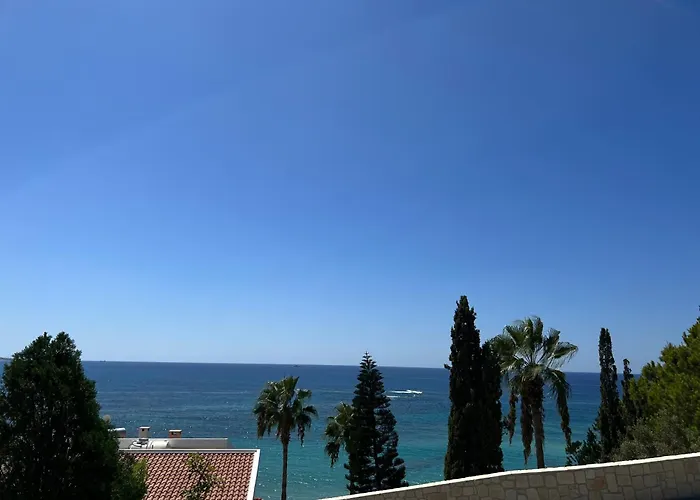 Modern Seaview Townhouse In Coral Bay (adults Only) شقة