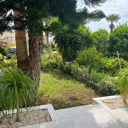 Modern Seaview Townhouse In Coral Bay (adults Only) Peyia