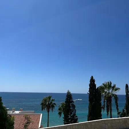 Modern Seaview Townhouse In Coral Bay (adults Only) Apartmán