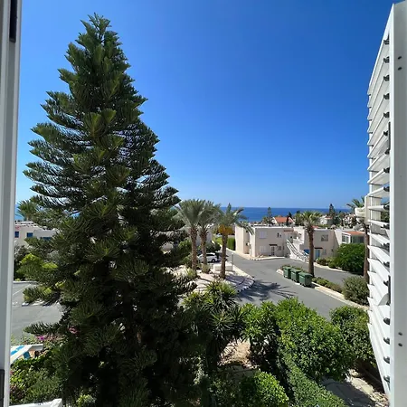 Modern Seaview Townhouse In Coral Bay (adults Only) * Peyia
