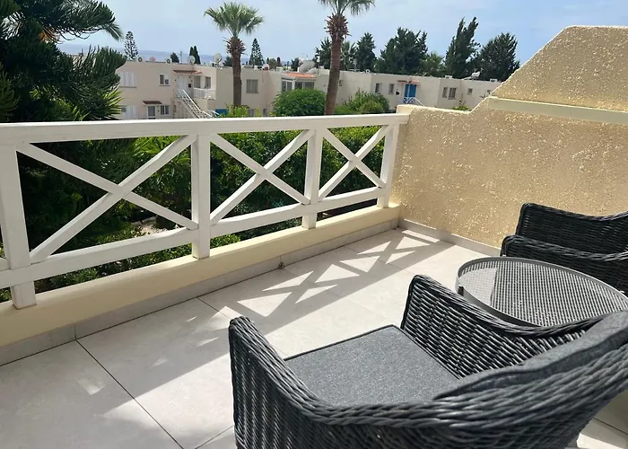 Modern Seaview Townhouse In Coral Bay (adults Only) * Pegeia